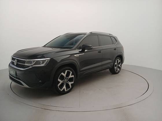 VOLKSWAGEN TAOS 1.4 250 TSI TOTAL FLEX HIGHLINE AUTOMÁTICO